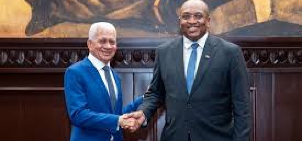 Minister Bouva brengt werkbezoek aan Dominicaanse Republiek