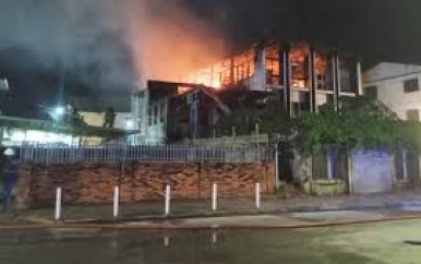 Grote brand aan de Klipstenenstraat