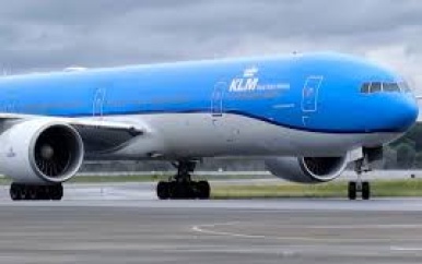 KLM krijgt commissie voor reisagenten niet direct van tafel; rechter tikt Staat wel op de vingers