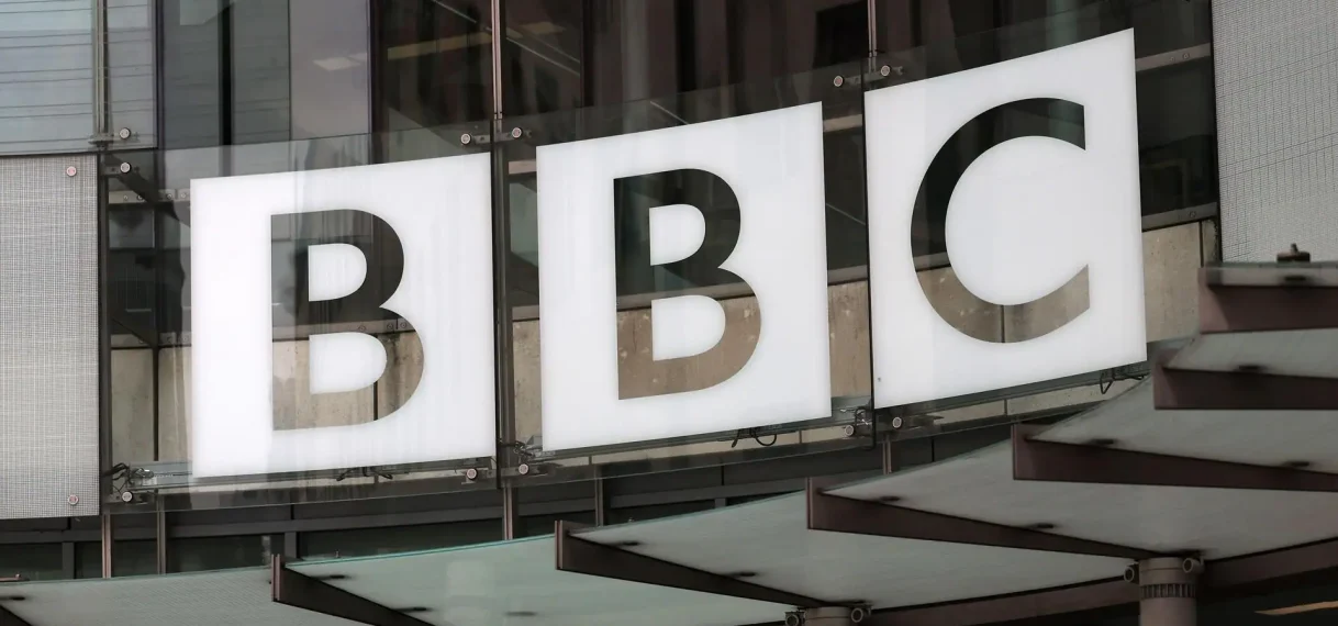 BBC wil tot 2000 banen schrappen door bezuinigingen