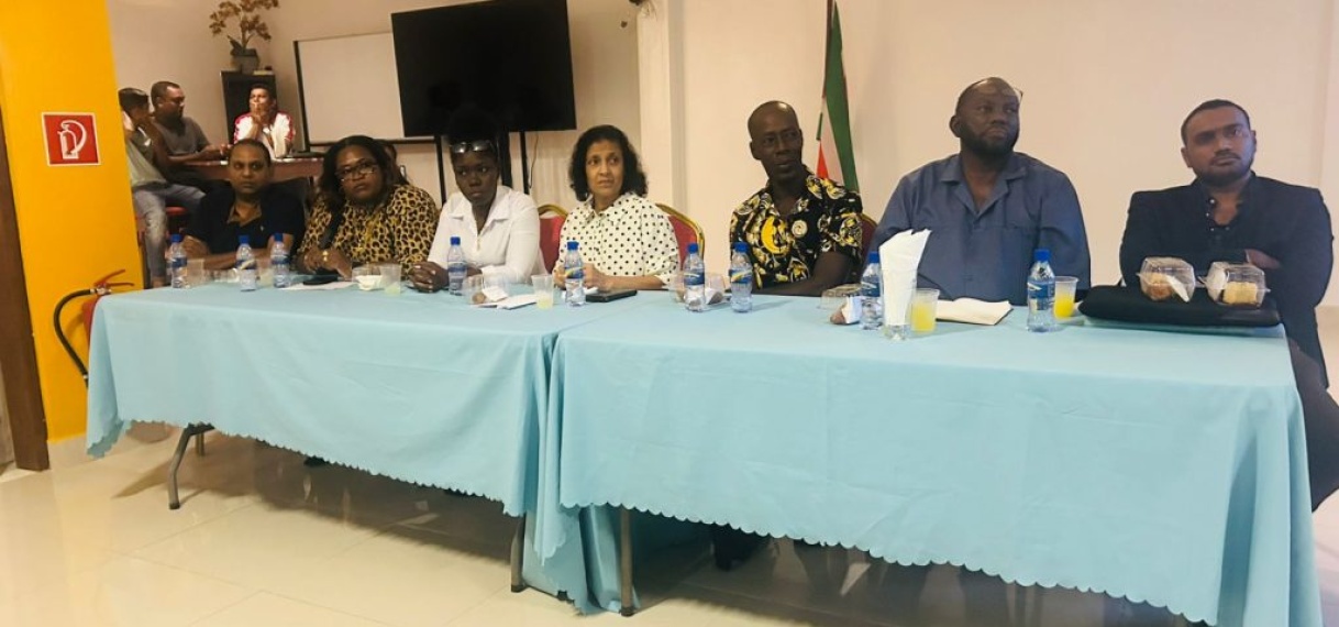 Beheer Bigi Pan centraal tijdens overleg toerismesector in Nickerie en Coronie