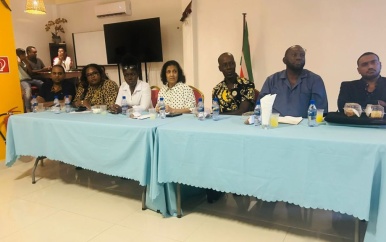 Beheer Bigi Pan centraal tijdens overleg toerismesector in Nickerie en Coronie