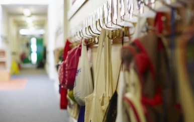 Groot onderzoek naar kindermisbruik op Franse scholen en opvanglocaties