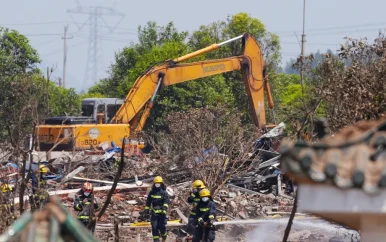 UPDATE: Dodental vuurwerkramp China stijgt naar 37