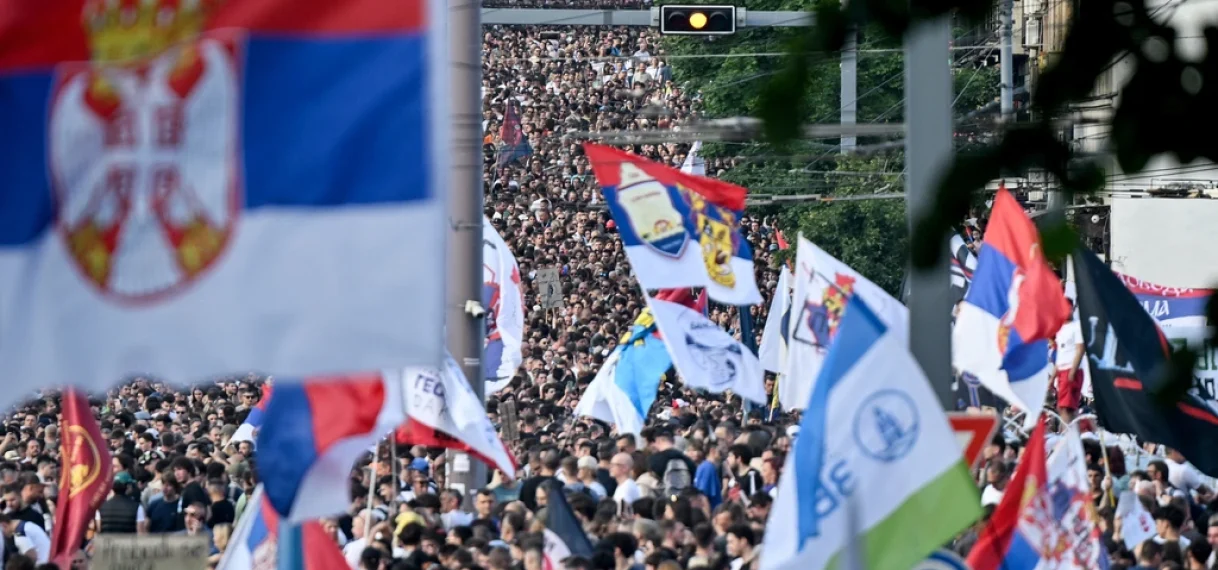 Massaprotest in Servië tegen president Vucic