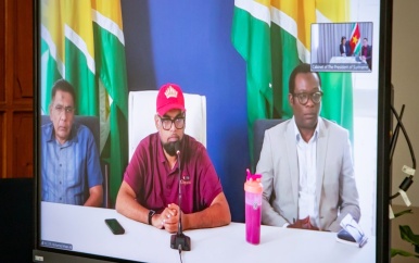 Suriname en Guyana willen samenwerking versterken rond wateroverlast en economie