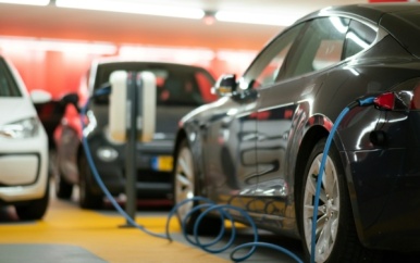 Rechter geeft groen licht voor duizenden nieuwe laadpalen