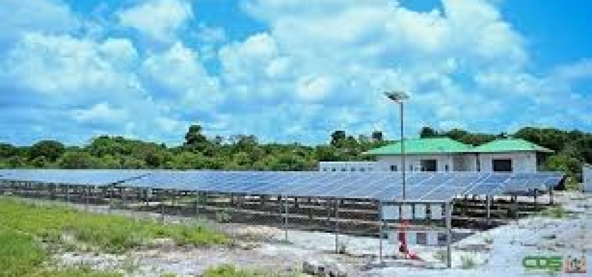 Zonne-energiecentrale moet ontwikkeling van Galibi stimuleren