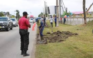OGA pakt rioleringen op meerdere locaties in Paramaribo aan