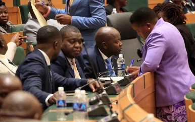 Zimbabwe stemt in met wetswijziging die president langer aan de macht houdt