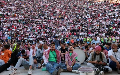 Dode en acht gewonden bij gedrang rond WK-wedstrijd in Amman