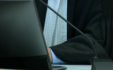 Rechtbank wil ontslag rechter na duizenden nep-Woo-verzoeken