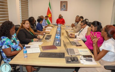Ministerie van VWA en PAHO/WHO bespreken verdere versterking samenwerking