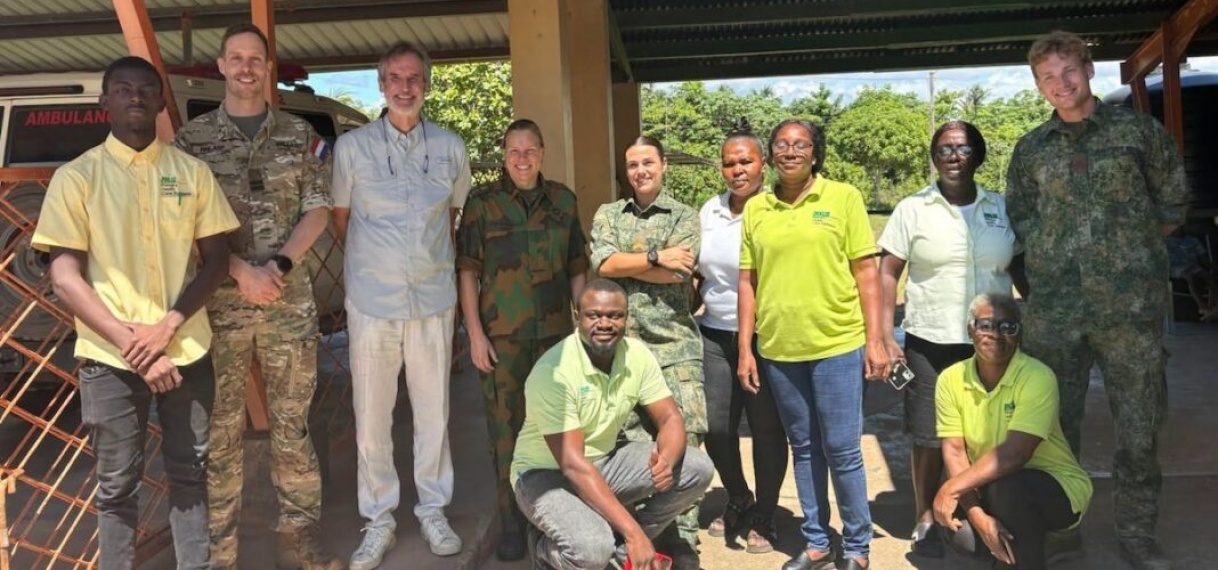 Nederlandse militairen versterken gezondheidszorg in Brownsweg