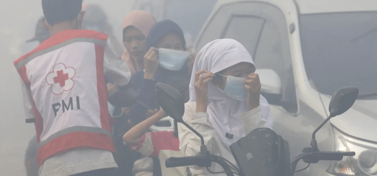 Vuilstort bij Jakarta al ruim een week in brand