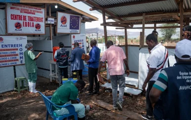 Dode bij brandstichting in ebolacentrum Congo