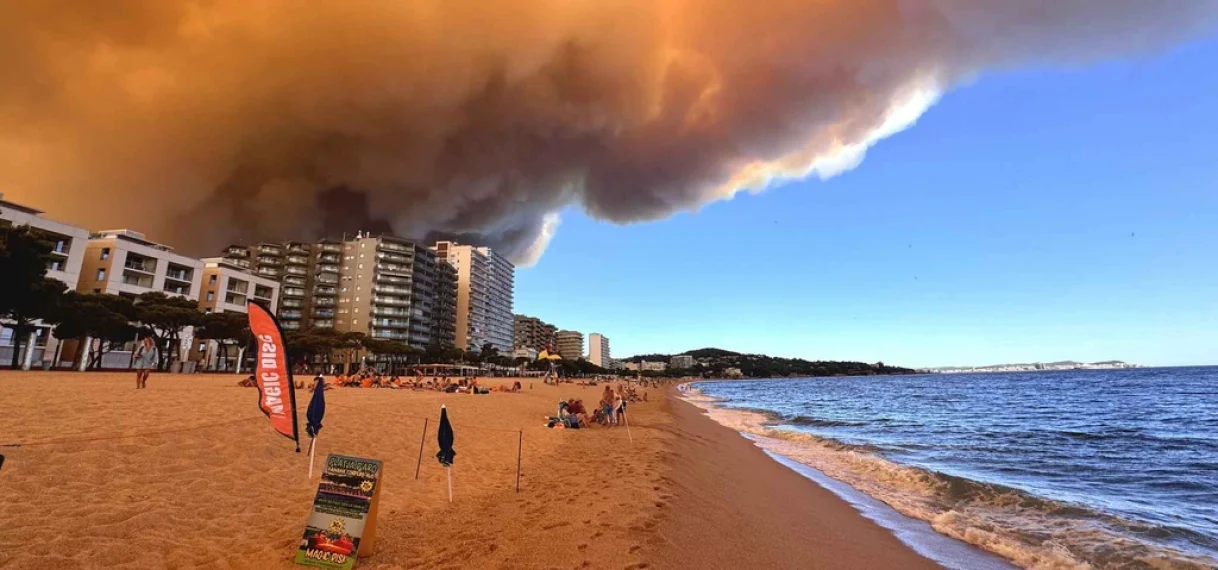 Grote natuurbrand aan Costa Brava: meerdere gemeenten in lockdown