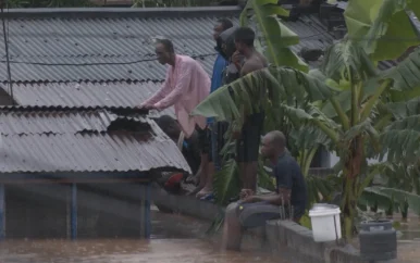 Minstens 24 doden door overstromingen in Ghana en Ivoorkust