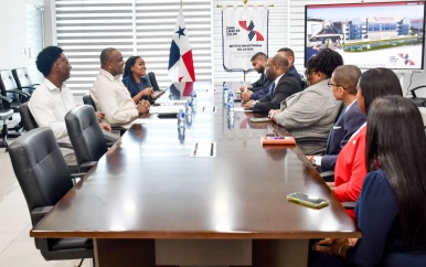 Suriname en Panama willen economische samenwerking verder uitbouwen