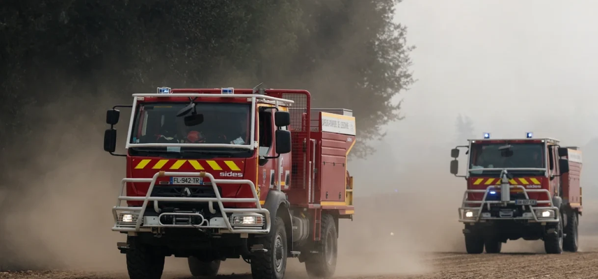 UPDATE: Grote brand bij Parijs niet onder controle, Route du Soleil afgesloten