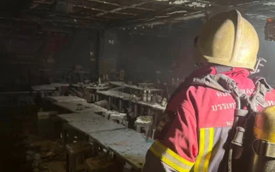 27 doden en tientallen gewonden bij brand in café Bangkok