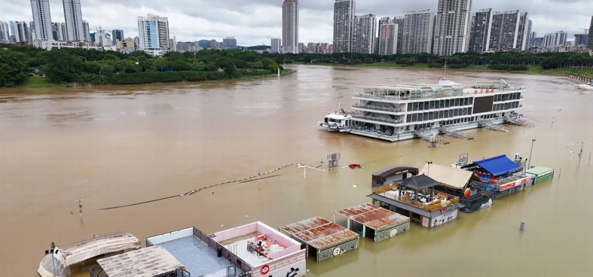 39 doden door tropische storm in China