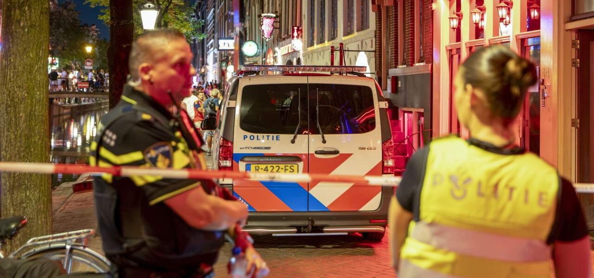 Roemeense bende verdacht van uitbuiting sekswerkers op Amsterdamse Wallen