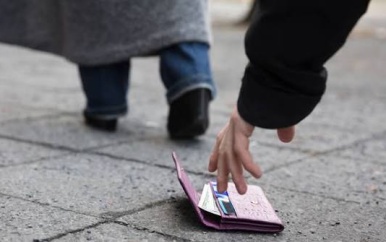 46-jarige man in verzekering gesteld ter zake diefstal