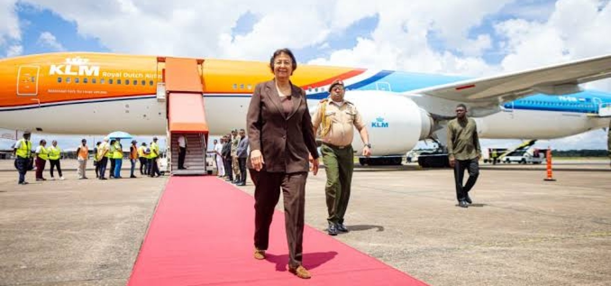 President Simons tevreden over werkbezoek aan Engeland