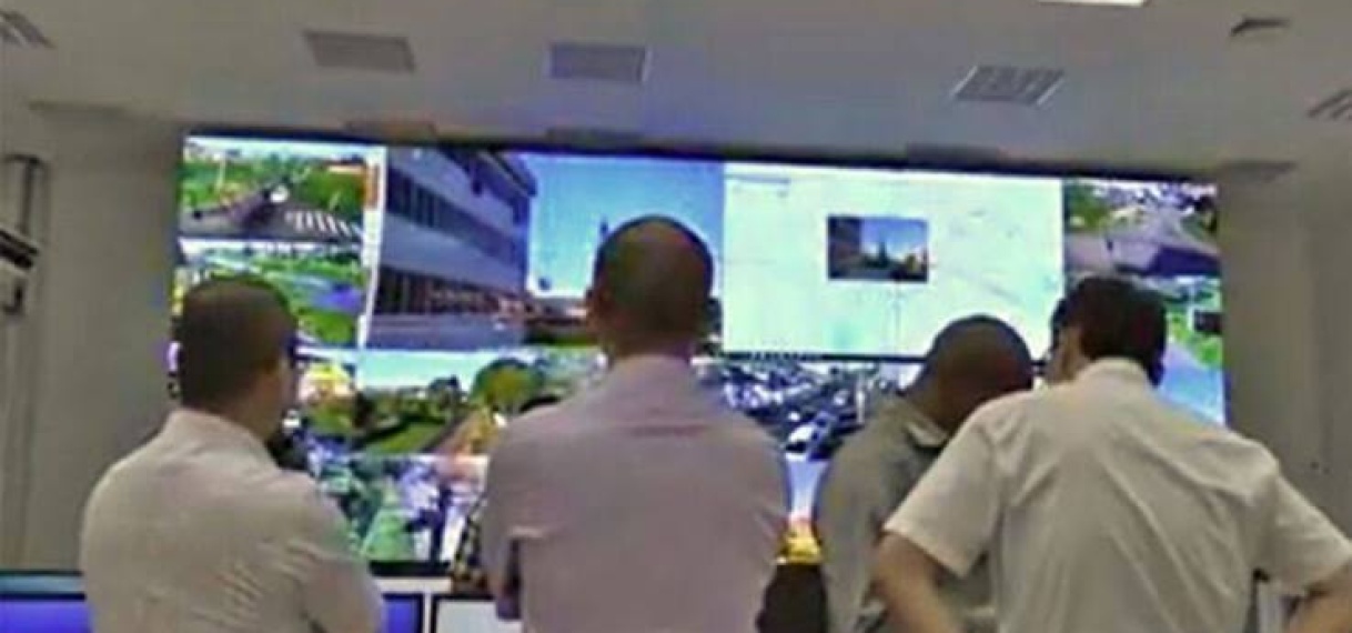 Regering wil verkeersveiligheid verbeteren met flitsers en Safe City-camera’s