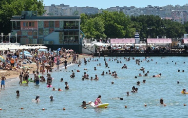 Zeven doden na drone-inslag op strand in Rusland