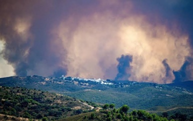 UPDATE: Natuurbrand in Andalusië dreigt richting Sevilla