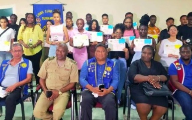 Lions Club Para huldigt 25 bestgeslaagde leerlingen