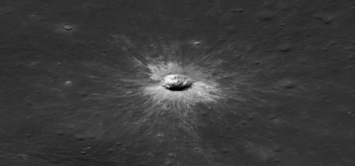 Nieuwe grote krater op de maan ontdekt: ‘Gebeurt misschien eens in de eeuw’
