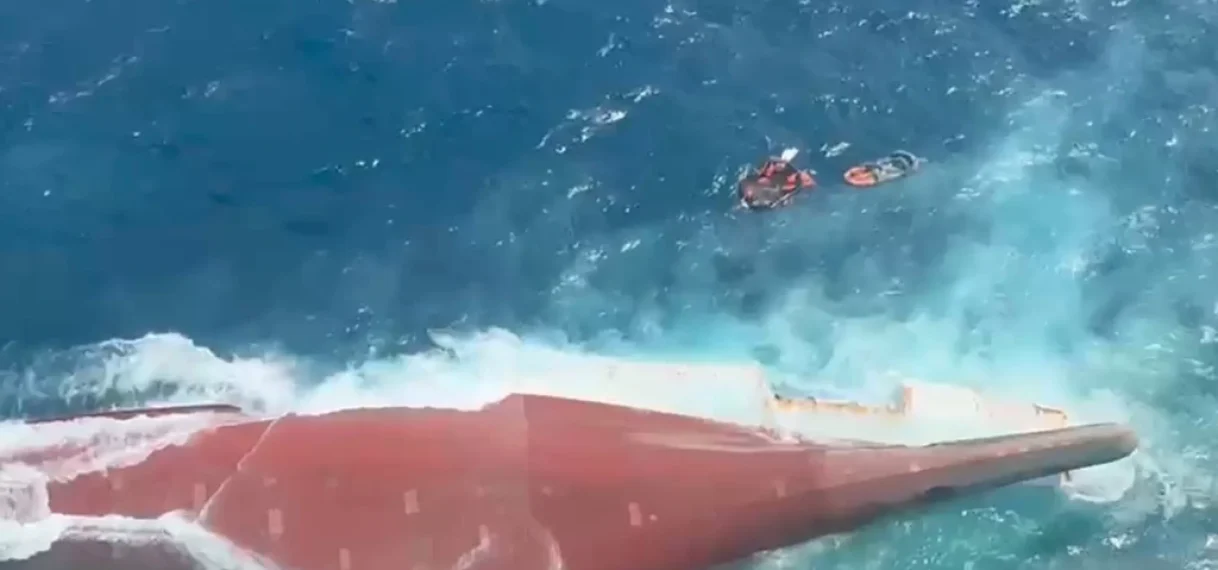 Veerboot gezonken in Indonesische wateren; nog 129 opvarenden vermist