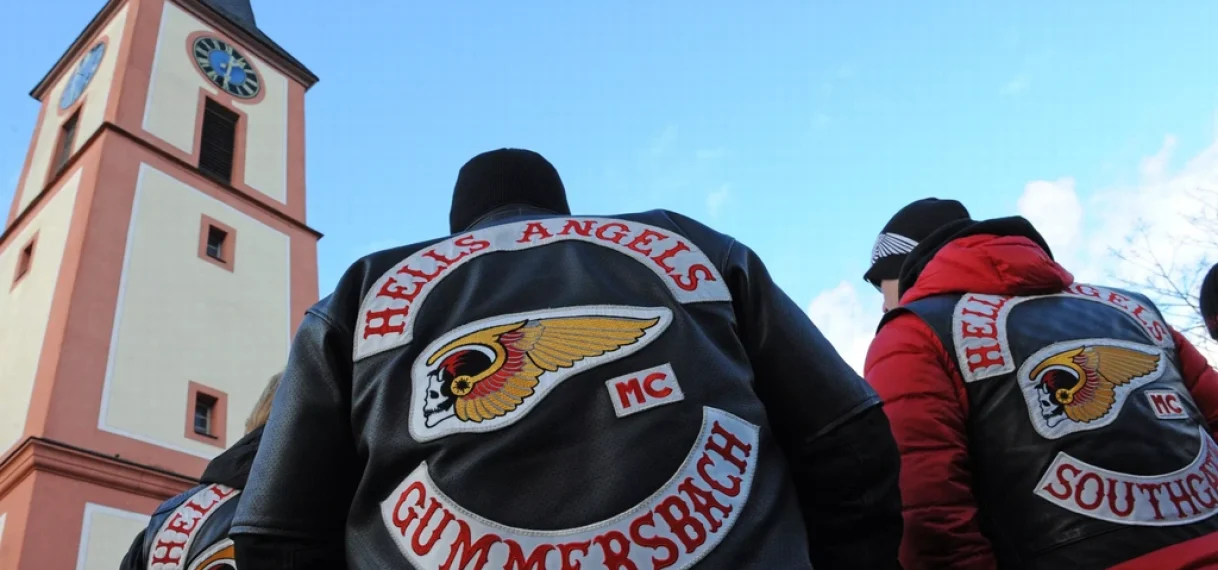 Grote politie-actie tegen Hells Angels