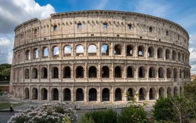 Man komt om het leven na val van 10 meter bij Colosseum