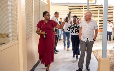 Scholenrenovatie en lokalenbouw in voorbereiding op nieuw schooljaar