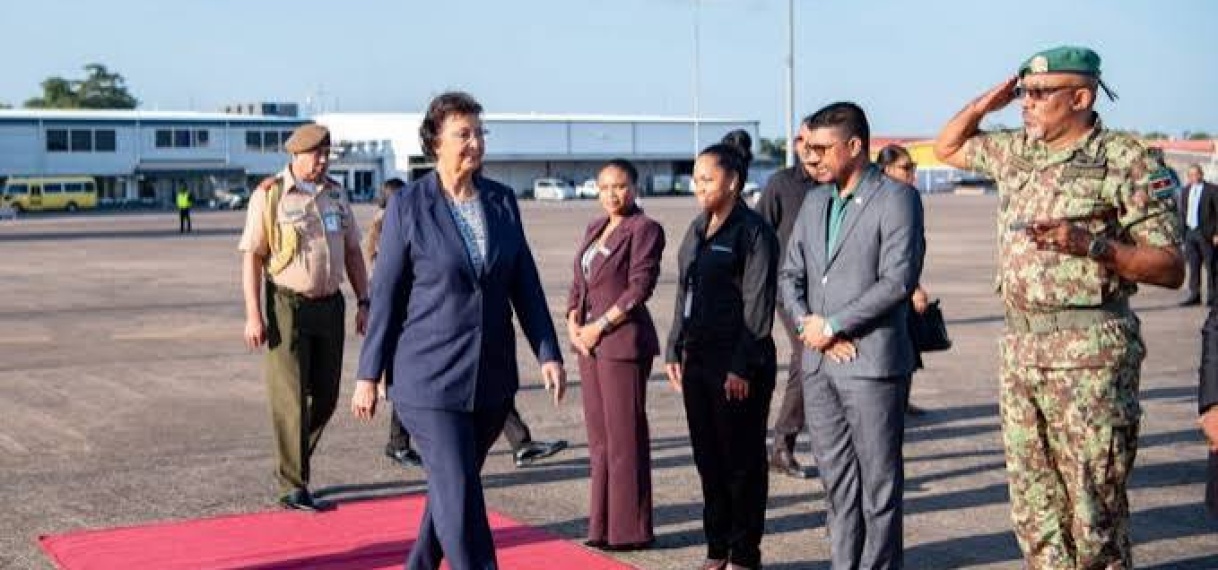 President Simons naar New York voor 81ste VN-vergadering