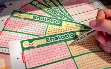 Italiaan wint 223 miljoen euro, maar moet mogelijk flink deel afstaan