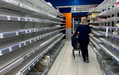 Lege schappen in Italië door wegblokkades van vrachtwagenchauffeurs