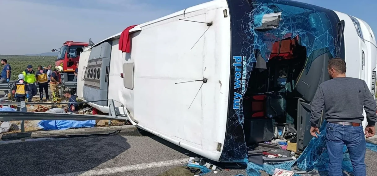 Zeker elf doden bij busongeluk in Turkije