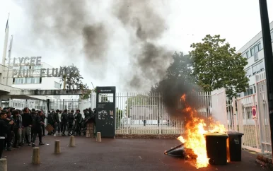 UPDATE: Franse scholierenprotesten houden aan; meer dan 100 gewonden