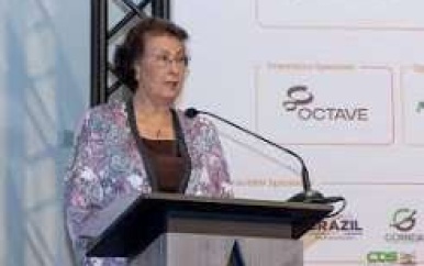 President Simons: economische diversificatie is strategische noodzaak