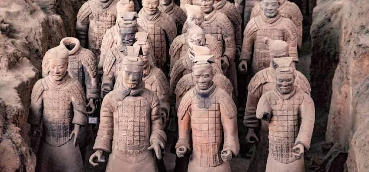 2.200 jaar oude vingerafdrukken laten zien wie Terracottaleger heeft gebouwd