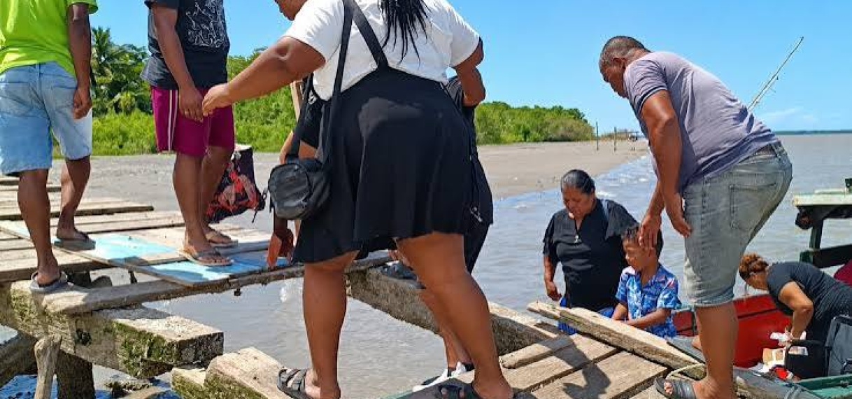 Bootsmannen luiden noodklok over vervallen loopbrug Leonsberg